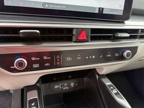 New 2025 Kia Sorento S w/ Panoramic Sunroof Package image 29