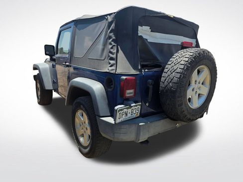 Used 2009 Jeep Wrangler X AWD/4WD image 4