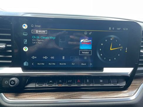 Used 2022 Chevrolet Silverado 1500 LT w/ Convenience Package II AWD/4WD image 31