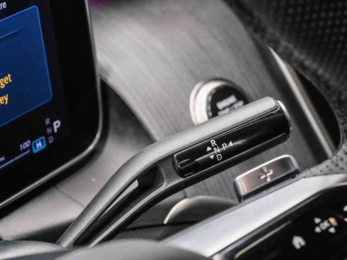Certified 2025 Mercedes-Benz GLC 350e 4MATIC image 24