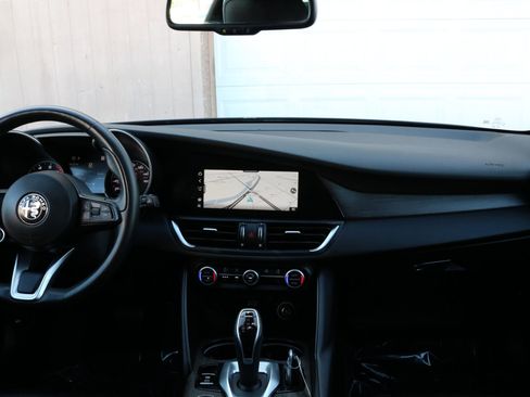 Used 2021 Alfa Romeo Giulia Ti w/ Nero Edizione image 46
