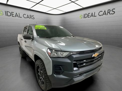 Used 2023 Chevrolet Colorado W/T RWD image 3