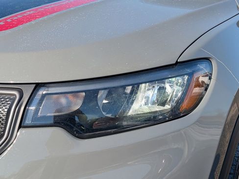 Used 2022 Jeep Compass Trailhawk w/ Trailhawk Convenience Group image 16