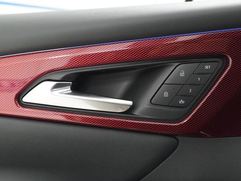 New 2026 Chevrolet Traverse RS FWD image 9