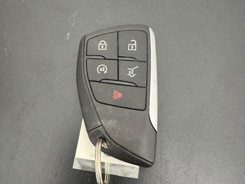 Used 2022 Buick Envision Essence w/ Technology Package I image 58