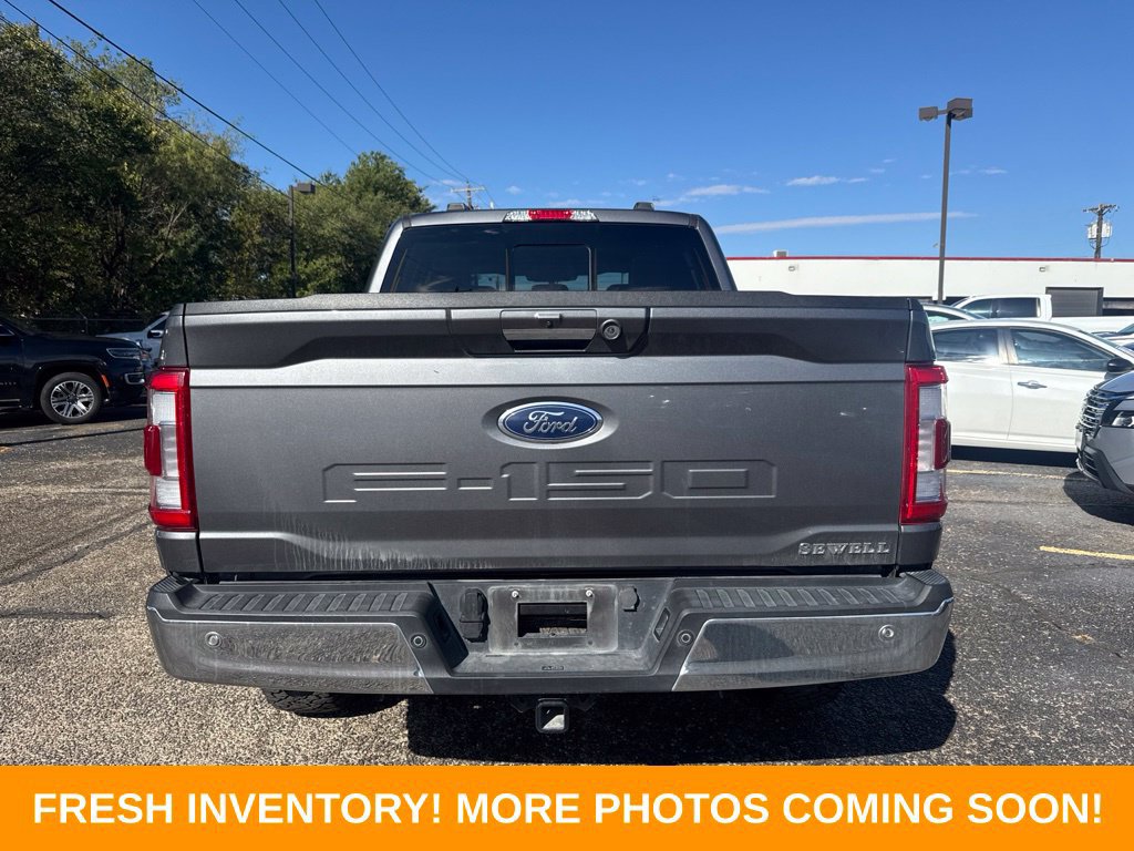 Certified 2023 Ford F150 Lariat w/ FX4 Off-Road Package AWD/4WD image 3