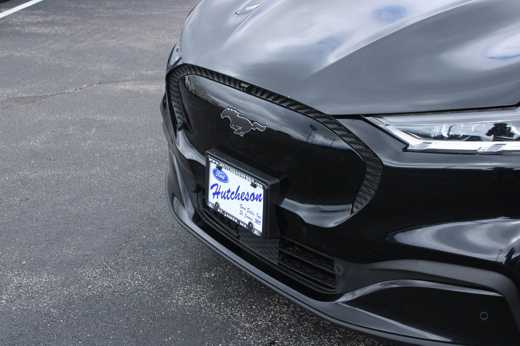 Used 2023 Ford Mustang Mach-E Select AWD/4WD image 4