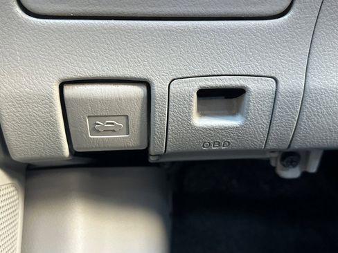 Used 2009 Toyota Corolla LE FWD image 49