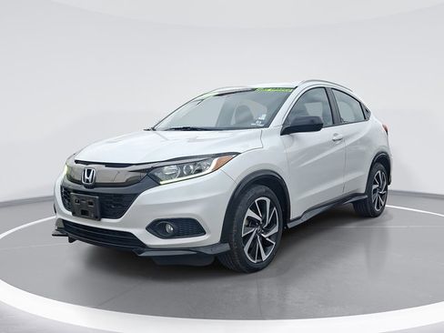 Used 2019 Honda HR-V Sport image 1