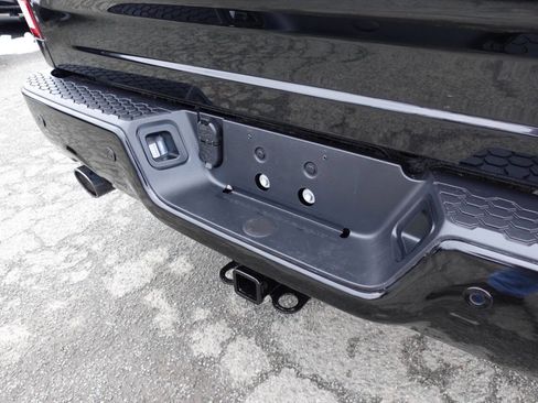 Used 2022 RAM 1500 Express w/ Wheel & Sound Group AWD/4WD image 23