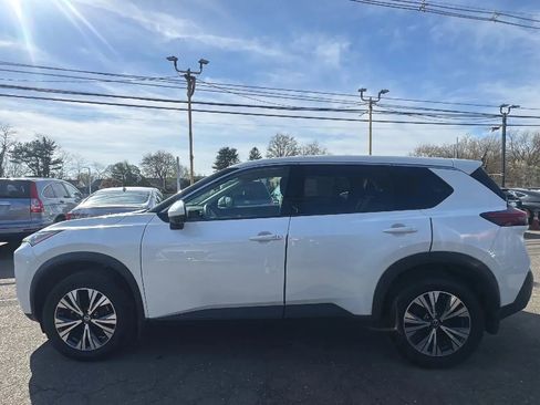 Used 2021 Nissan Rogue SV FWD image 8