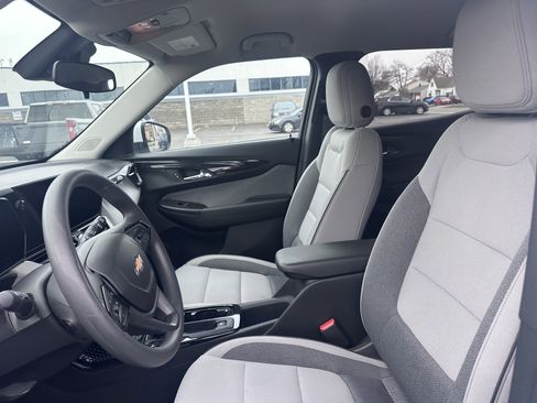 Used 2024 Chevrolet TrailBlazer LT image 12