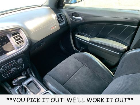 Used 2022 Dodge Charger Scat Pack w/ Plus Group RWD image 27