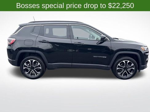 Certified 2022 Jeep Compass Limited image 2