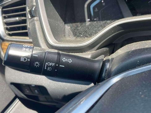 Used 2018 Honda CR-V Touring image 22