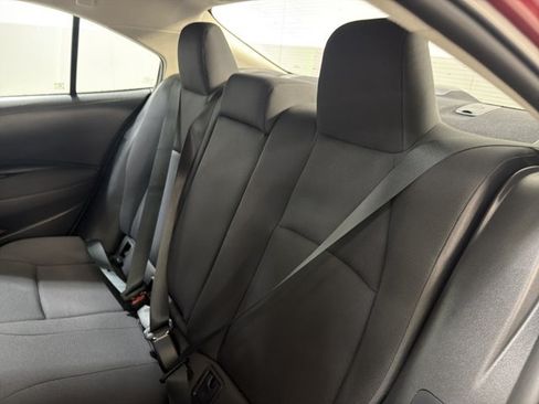 Used 2025 Toyota Corolla LE FWD image 7