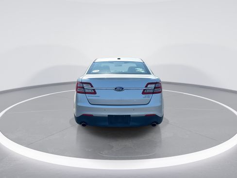 Used 2013 Ford Taurus SEL FWD image 8