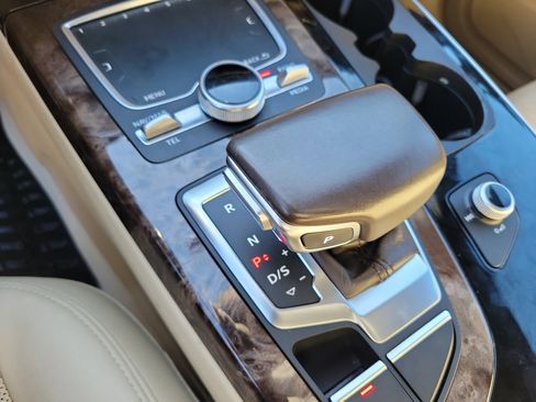 Used 2017 Audi Q7 3.0T Premium Plus image 30