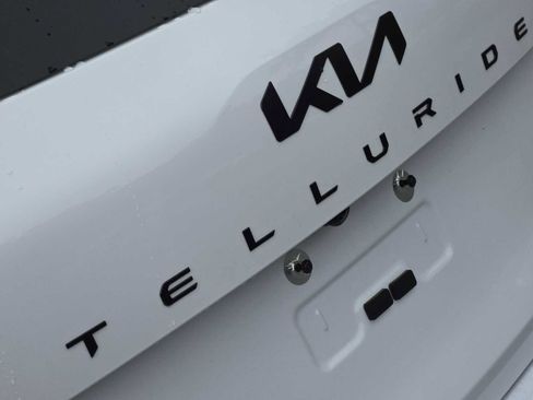 Used 2025 Kia Telluride SX Prestige X-Line AWD/4WD image 11