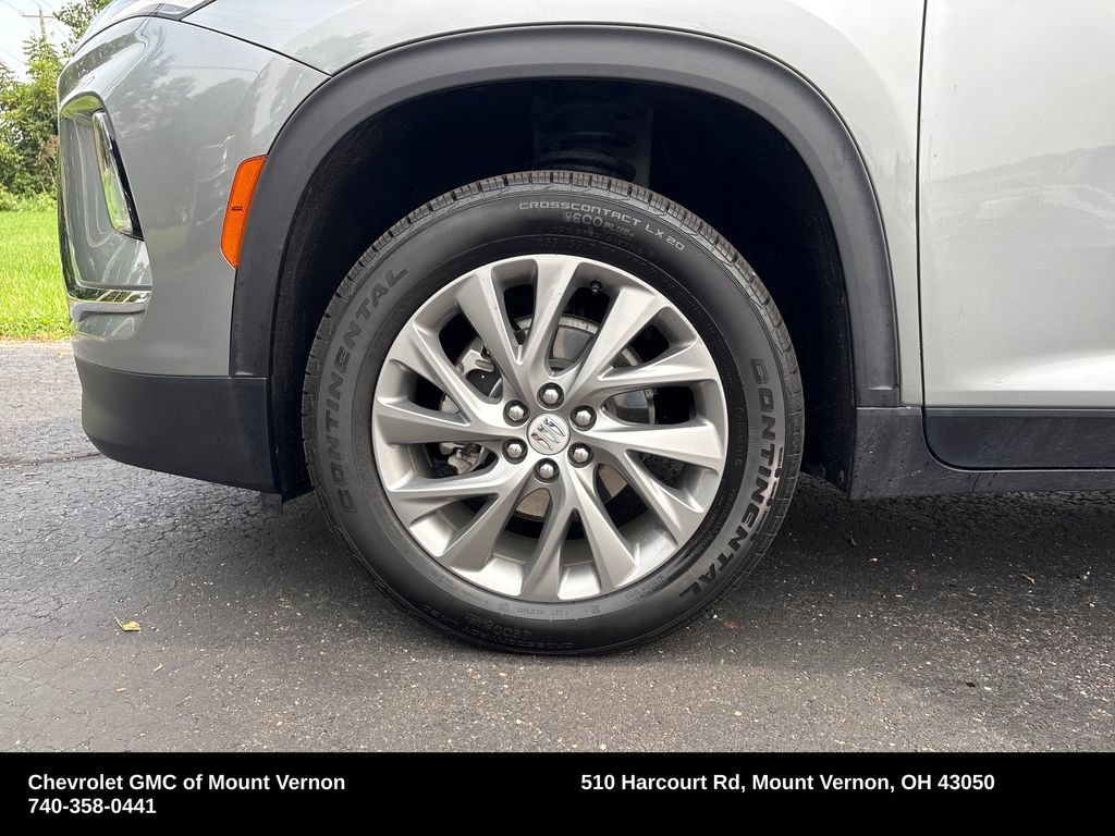 Used 2025 Buick Enclave Preferred AWD/4WD image 24