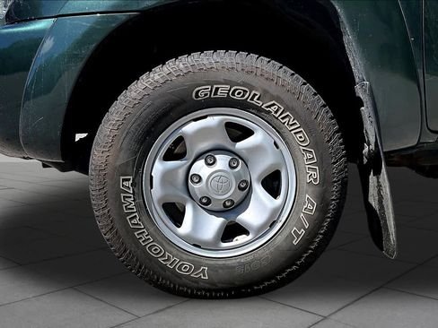 Used 2010 Toyota Tacoma 4x4 Access Cab V6 image 10