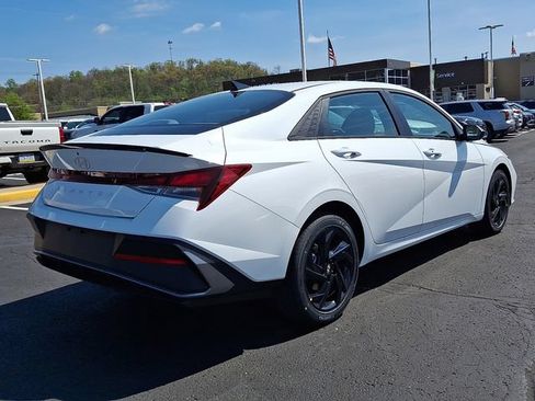New 2026 Hyundai Elantra Sport FWD image 4