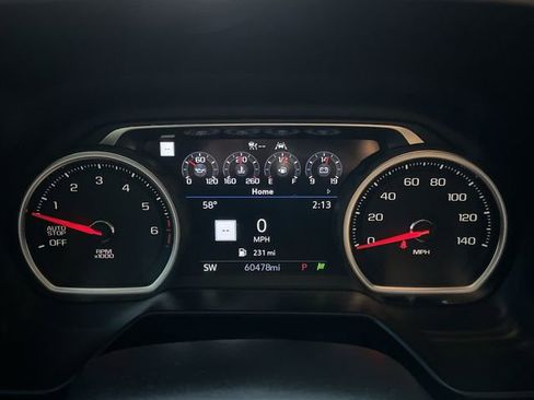 Used 2021 Chevrolet Suburban High Country w/ Premium Package RWD image 11