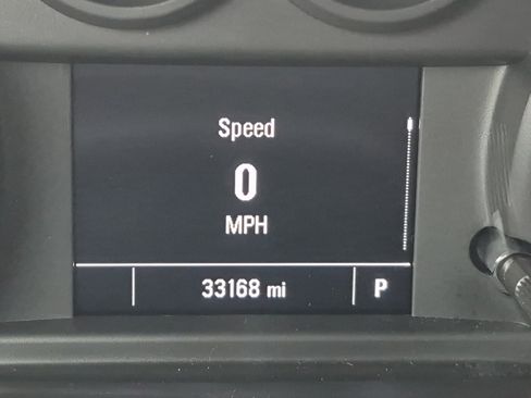 Used 2022 Chevrolet Silverado 1500 Custom image 2