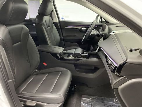 Certified 2025 Buick Envision Preferred image 18