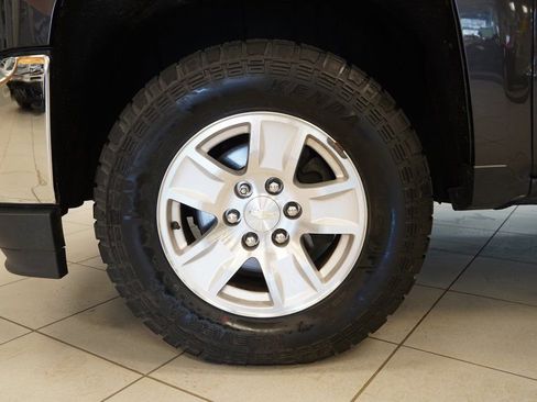 Used 2016 Chevrolet Silverado 1500 LT w/ All Star Edition image 15