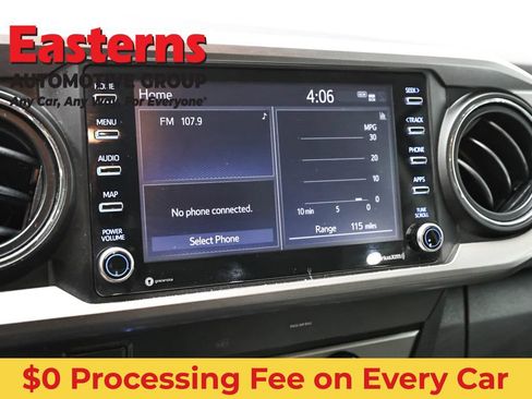 Used 2020 Toyota Tacoma SR5 AWD/4WD image 18