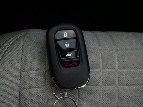 Certified 2026 Honda HR-V LX image 30