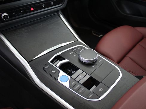 Certified 2024 BMW i4 eDrive35 w/ Premium Package image 17