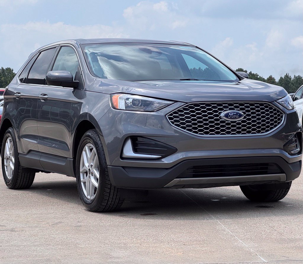 Used 2024 Ford Edge SEL AWD/4WD image 9