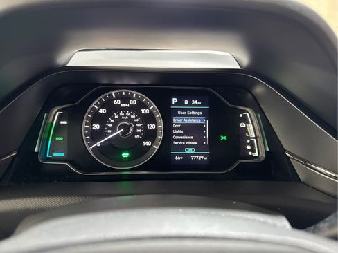 Used 2022 Hyundai Ioniq Blue image 14