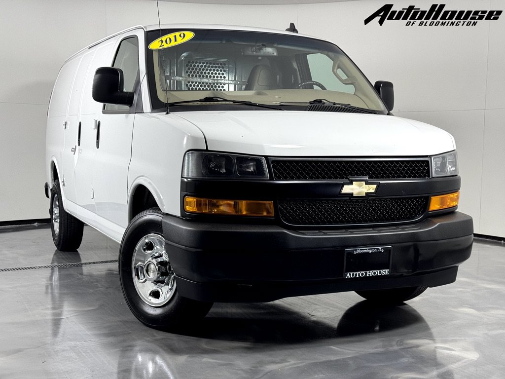 Used 2019 Chevrolet Express 2500 w/ Driver Convenience Package RWD image 1