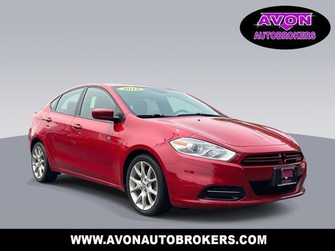 Used 2013 Dodge Dart SXT w/ Popular Equipment Group image 1