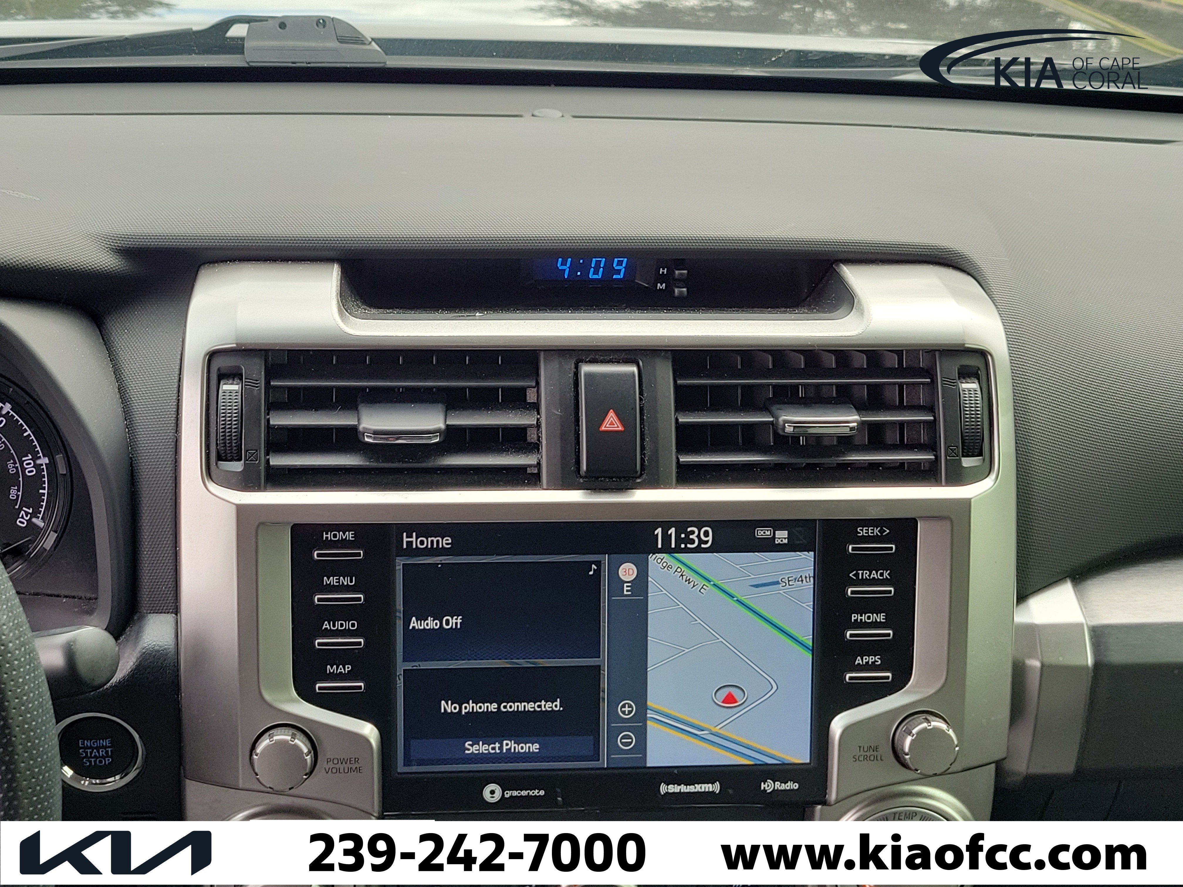 Used 2023 Toyota 4Runner SR5 Premium w/ Moonroof Package RWD image 18