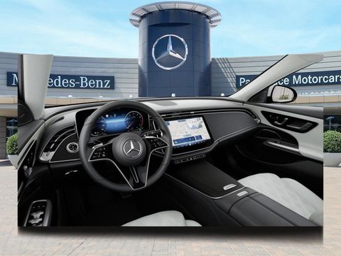 New 2026 Mercedes-Benz E 450 4MATIC Sedan image 3