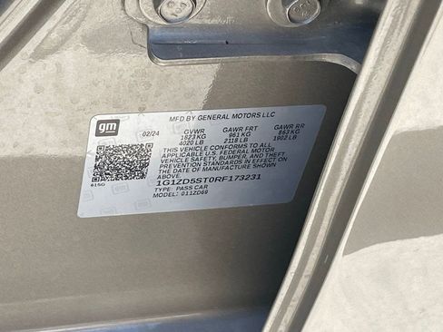Used 2024 Chevrolet Malibu LT FWD image 14