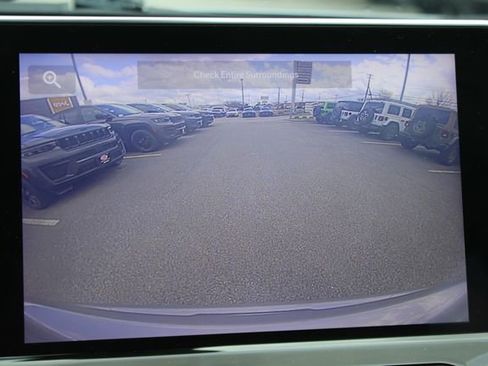 Used 2022 Jeep Compass Latitude AWD/4WD image 6