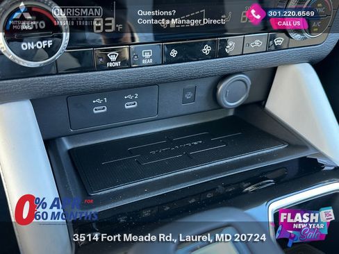 New 2025 Mitsubishi Outlander SE image 31