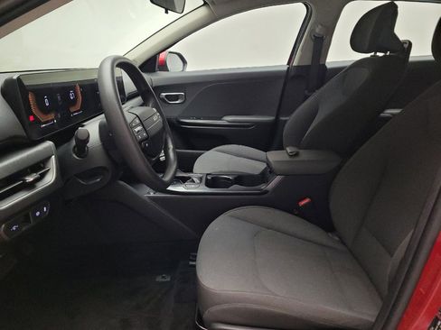 Used 2025 Kia K4 FWD image 17