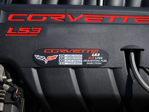 Used 2010 Chevrolet Corvette Grand Sport w/ Preferred Equipment Group RWD image 16
