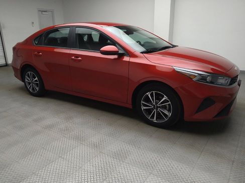 Used 2023 Kia Forte LXS image 11