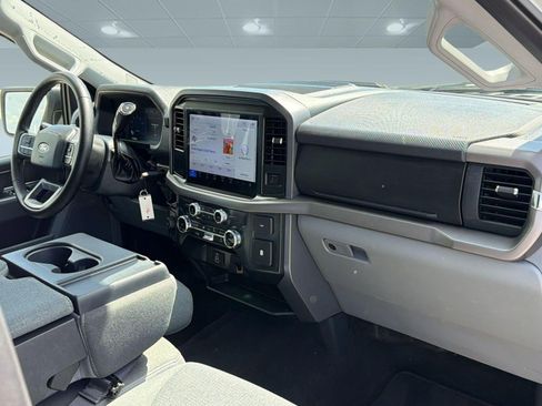 Used 2025 Ford F150 XLT w/ Equipment Group 301A Standard image 28