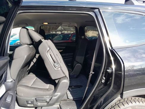 Used 2020 Subaru Ascent 8-Passenger AWD/4WD image 30