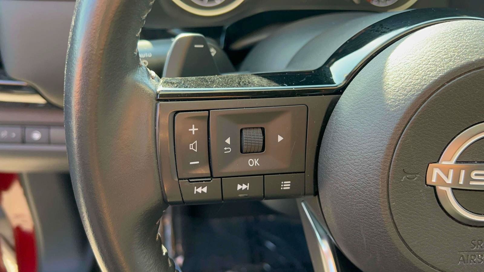 Used 2023 Nissan Pathfinder SV AWD/4WD image 20