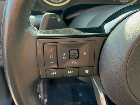 Used 2023 Nissan Pathfinder SV AWD/4WD image 20