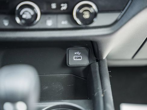 Used 2023 Honda HR-V LX image 21